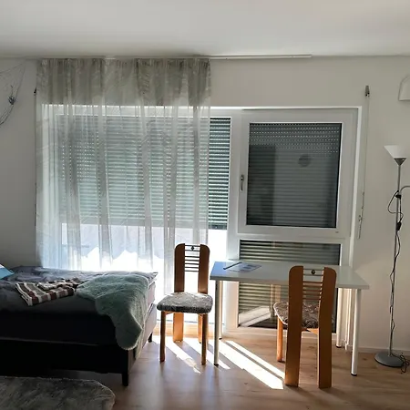 Bibi Πανσιόν *