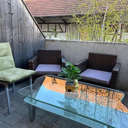 Bibi Πανσιόν *